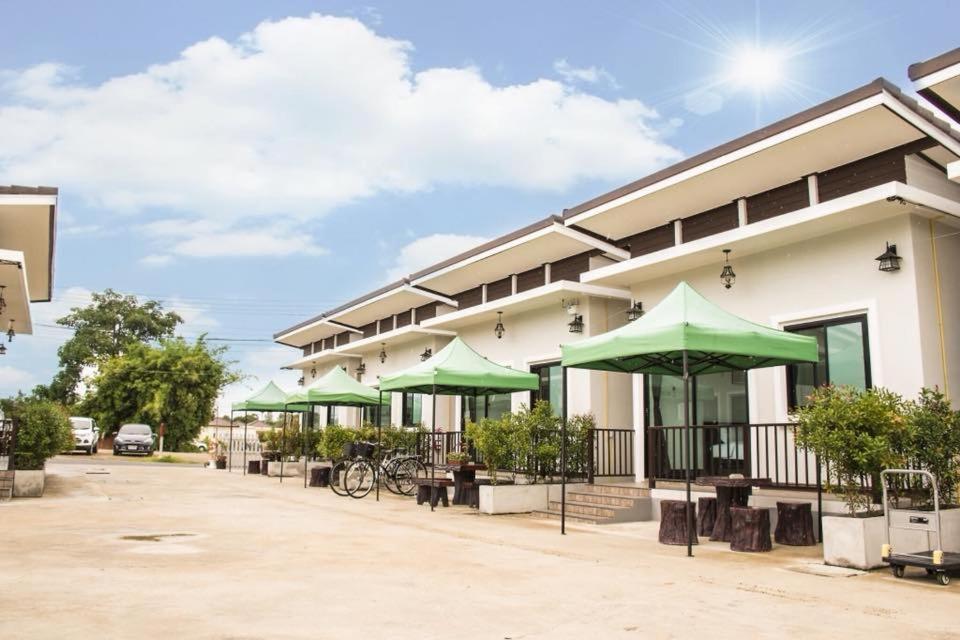 Thongsuk Mini Resort Пран Бури Екстериор снимка