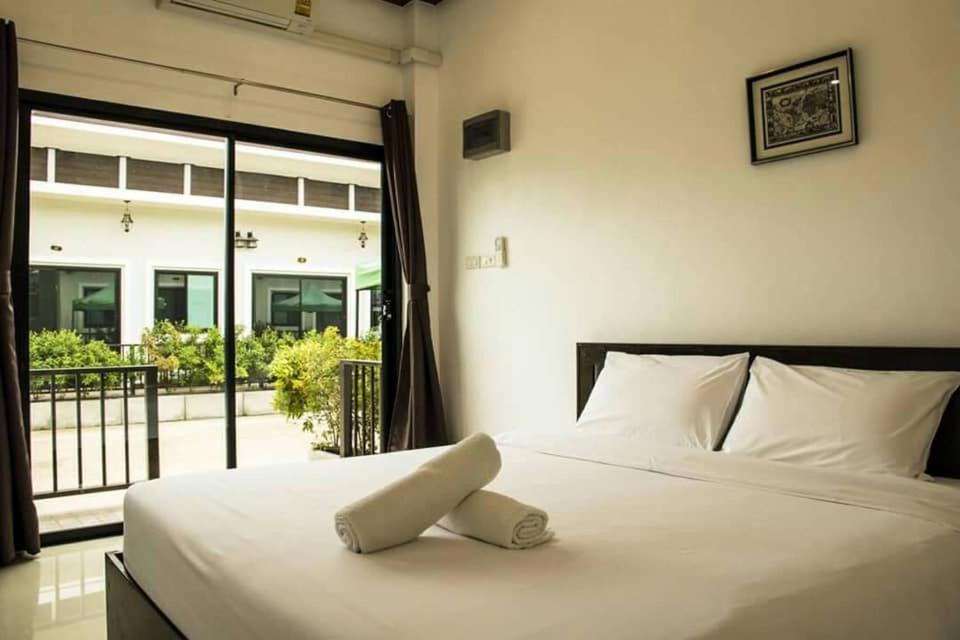 Thongsuk Mini Resort Пран Бури Екстериор снимка
